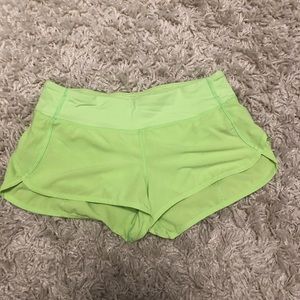 Lululemon Speed Short Size 6 Lime Green